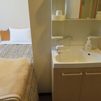 洗面台は独立型。