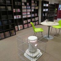 談話室風スペースもありました。