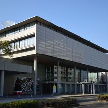 岡山県立美術館