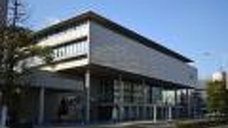 オリエント美術館の横にある美術館