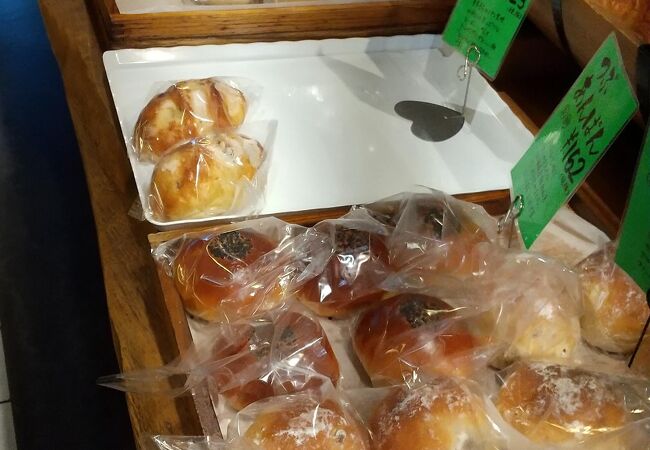 大倉山のパン屋さん　トツゼンベーカーズキッチン
