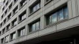 国が所有する沖縄戦に関する資料等を展示しています。