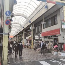 朝の横浜橋商店街