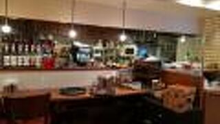 カフェ・ラ・ミル 都立大駅前店