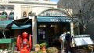 本店で、百年洋食ハンバーグステーキ