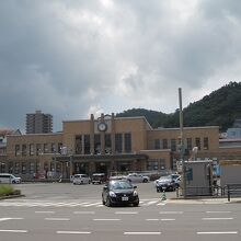 正面からの小樽駅