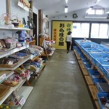 店内の様子１