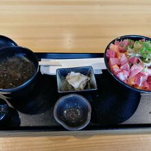 函館空港でたべれる美味しい海鮮丼