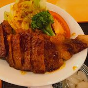 大満足の伊賀牛ステーキ丼（200ｇ）