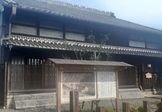 宿場町時代の町屋です。写真撮影禁止は不満