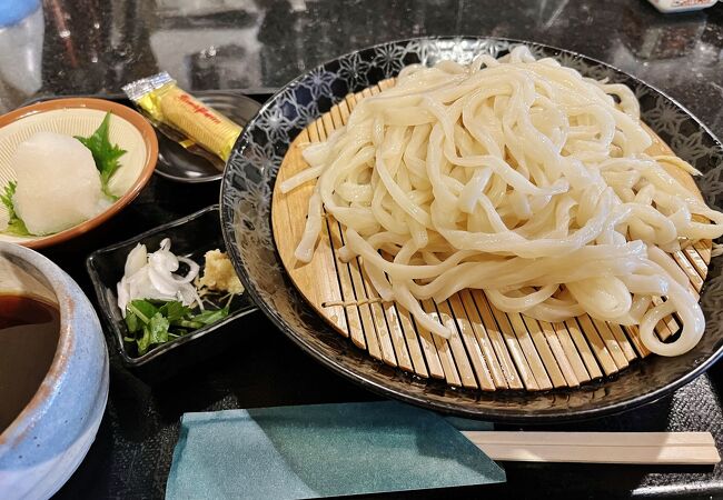 遊食麺処おめん