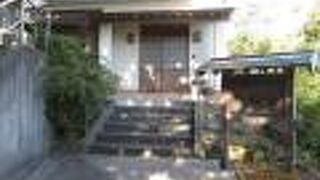 石仏が迎えてくれます