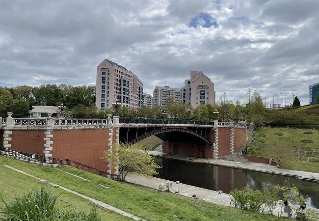 きちんと整備された美しい公園