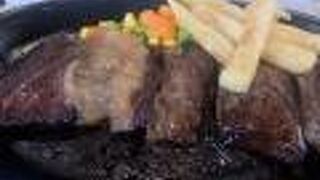 ステーキやるじゃん