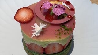 可愛いティー＆スイーツ　TRIANGLE CAFE