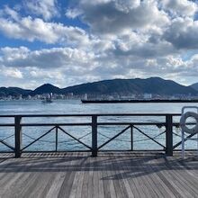 ボードウォークからの関門海峡の眺めです。