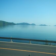 風光明媚な小浜湾（若狭本郷付近）