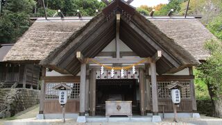 思わず声を出しそうになるぐらい素敵な神社