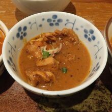 鶏肉の山椒ココナッツカレー