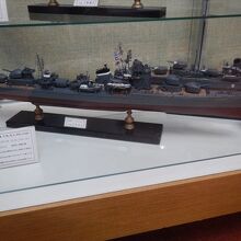 舞鶴海軍工廠で建造された防空駆逐艦「冬月」の模型