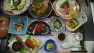 割烹民宿めぐろ