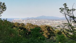 春日山城跡 日本100名城 山頂からの景色は最高