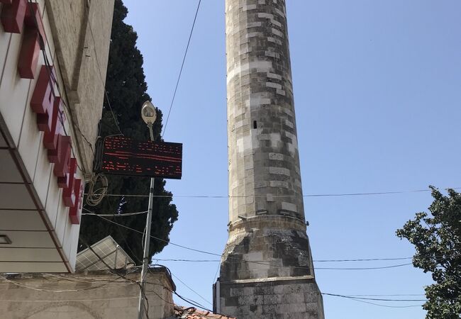 Habibi Neccar Mosqueというモスクの方が立派