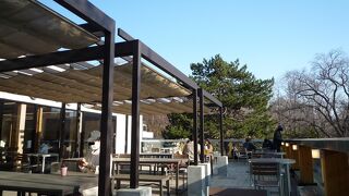 テラス席が心地好くてお洒落です！　～　セイコーマート北海道大学◎