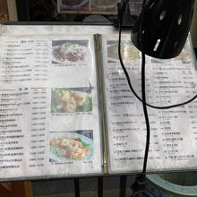 メニューは店の外にもありました。