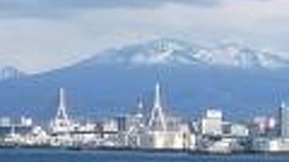 フェリーからみるベイブリッジ