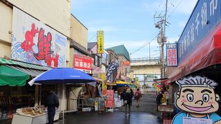 市場というより観光地かな