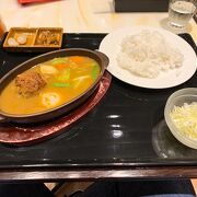 スープカレーセットが食べ応えあり