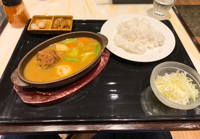 スープカレーセットが食べ応えあり