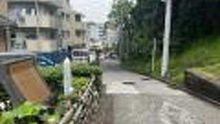 北条政子ゆかりの史跡が残る