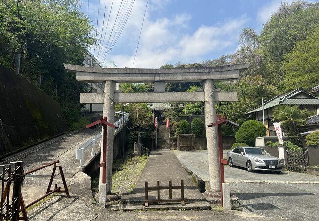 瀬戸ケ谷町八幡社