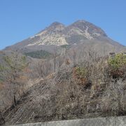 豊後富士と呼ばれる荘厳な山