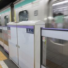 乗り入れ電車に