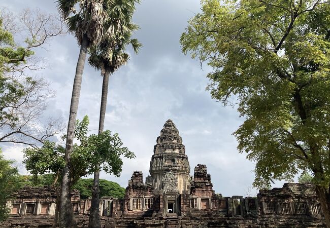 タイ国内屈指のクメール遺跡ピマーイへ