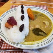 道の駅にある落ち着いた雰囲気のレストラン