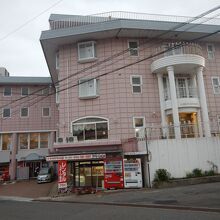 懐かしい昭和の香りがします。