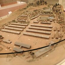 収容所のジオラマです。