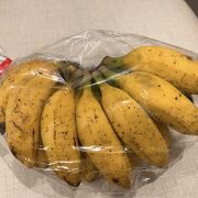 見たことない、緑のフルーツがいっぱい売っててめっちゃ楽しかったです!　島バナナも買えて嬉しかった。