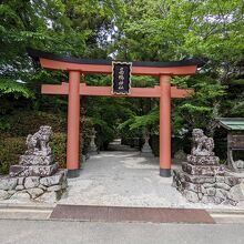 高鴨神社庭園