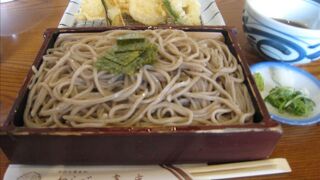 東大寺参拝の際昼食