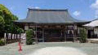 錫杖井戸がある徳城寺