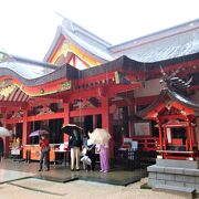 大雨の中の参拝、神話のふるさと「青島神社」
