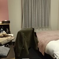 部屋内部　散らかしてしまった