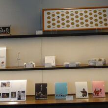 岩槻人形博物館の説明コーナーです。各種の展示品が一杯です。