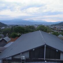 展望室からは、北信五岳が眺められます。