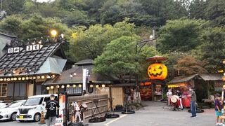 テーマパークじゃないですか？